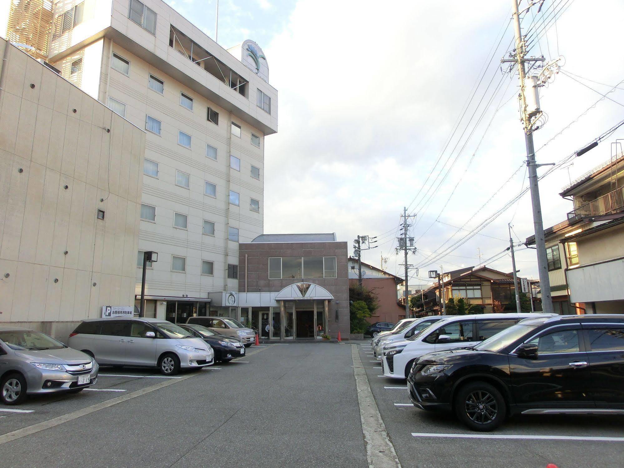 高山市四季酒店 外观 照片